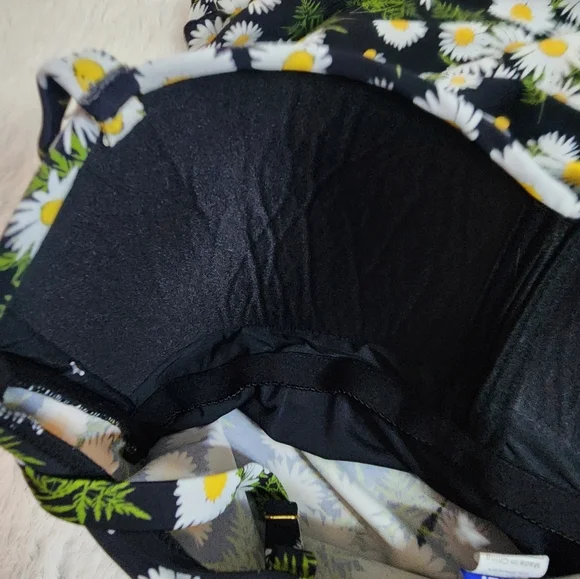 Hilor Daisy Print 1-Piece Swimsuit - Picture 11 of 13